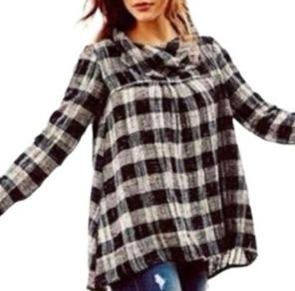 Free People Walk in the Park Plaid Cozy Cowl Tunic Sweater w/ Pockets. Size M